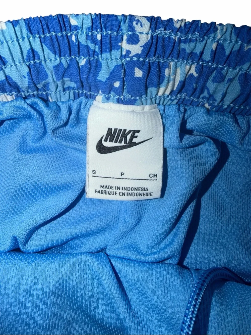 Nike Ambassador’s Club Men’s Light Blue & Royal Blue Camo Athletic Shorts size S